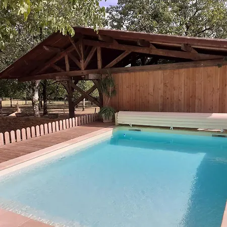 Le Chai De Gandil Дом отдыха *